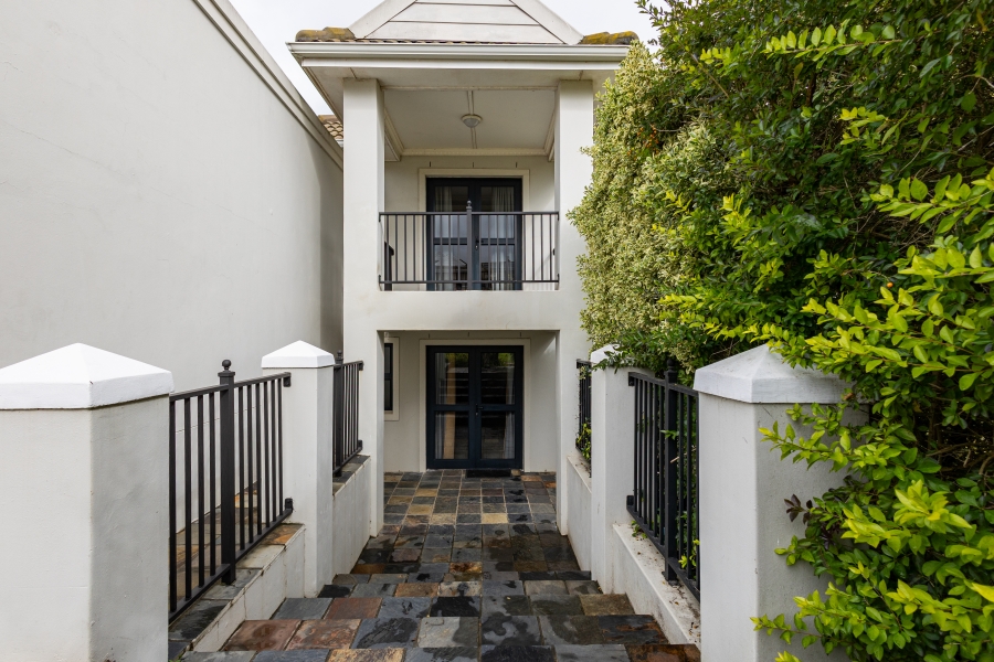 4 Bedroom Property for Sale in Zevenwacht Country Estate Western Cape